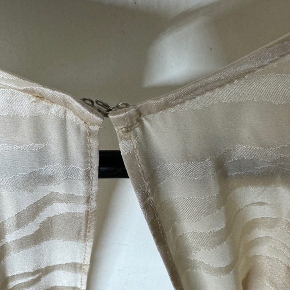 NWT Ronny Kobo Lillian Tapioca Zebra Silk Blend Puff Sleeve Mini Dress Size XS - Picture 13 of 17